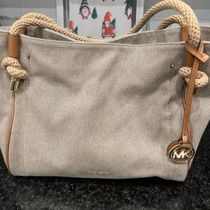 Michael Kors Isla Satchel Natural/Gold